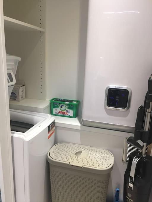 F2 Vue Dans Avec Piscine Appartement *