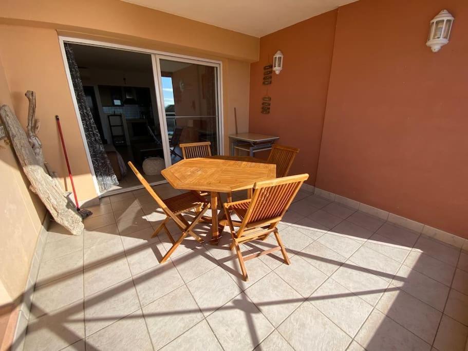 F2 Vue Dans Avec Piscine Appartement *
